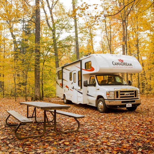 Combien coûte un road trip en camping-car au Canada ?