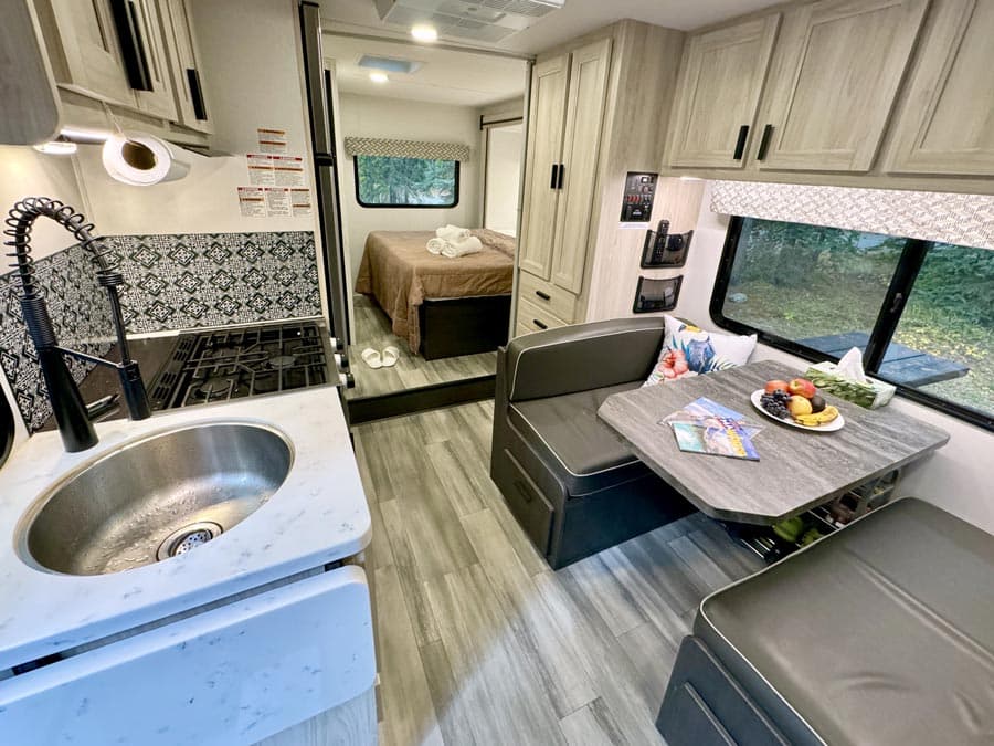 repas camping car canada